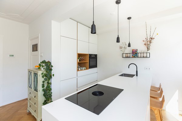 Medium property photo - Charlotte de Bourbonlaan, 3062 GH Rotterdam